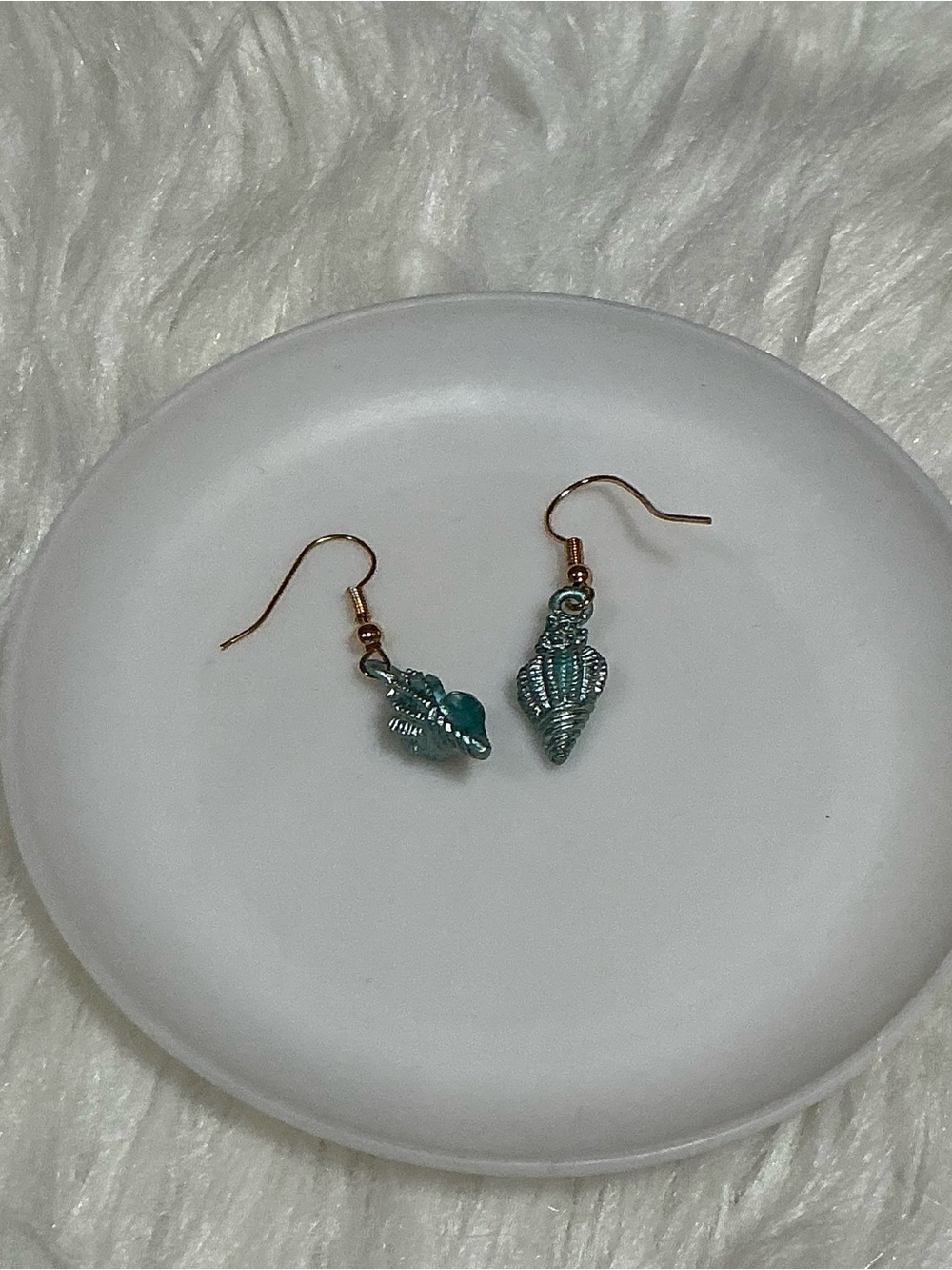 Cute metallic blue conch shell dangle drop earrings
